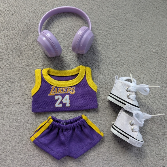 Labubu Lakers Outfit / Jersey With Headphones - Picture 1 of 7